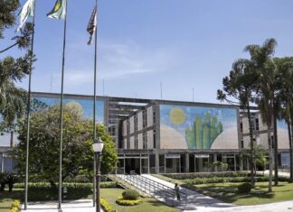 Quem vem para prefeitura de Curitiba e governo do Estado em 2024 e 2026?