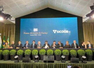 Nova diretoria da FACIAP toma posse