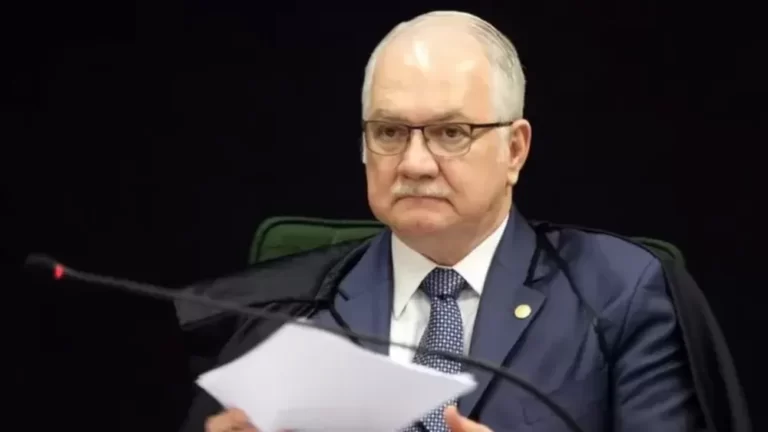 Supremo forma maioria para derrubar lei estadual que proíbe linguagem neutra em escolas