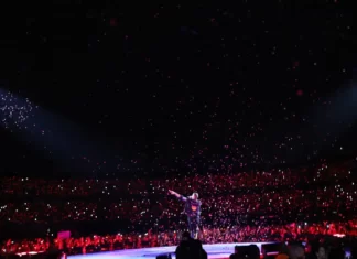 Polícia prende suspeito de vender ingressos clonados para show do Coldplay em Curitiba