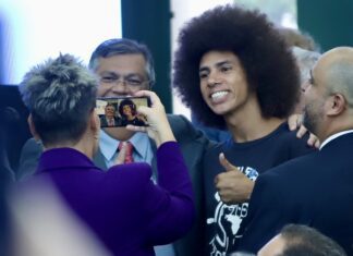 Tietando Flávio Dino no Palácio Iguaçu – Por Tupan