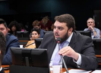 Felipe Francischini está despontando como prefeiturável – Por Blog do Tupan