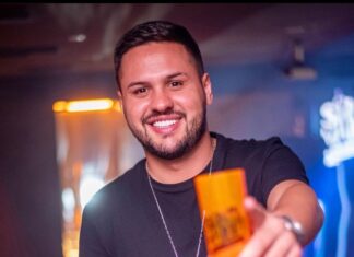 Noite esquentou no Santa Marta com aniversário do Celini – O ESTAGIÁRIO