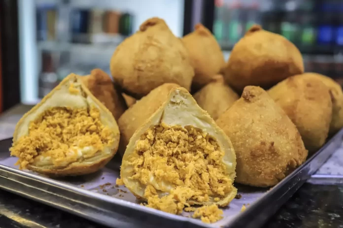 coxinha-terminal-do-carmo-2048x1363