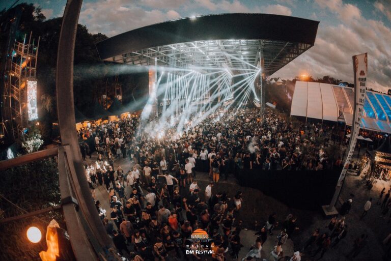 Contagem regressiva: apenas 12 dias do Warung Day Festival!