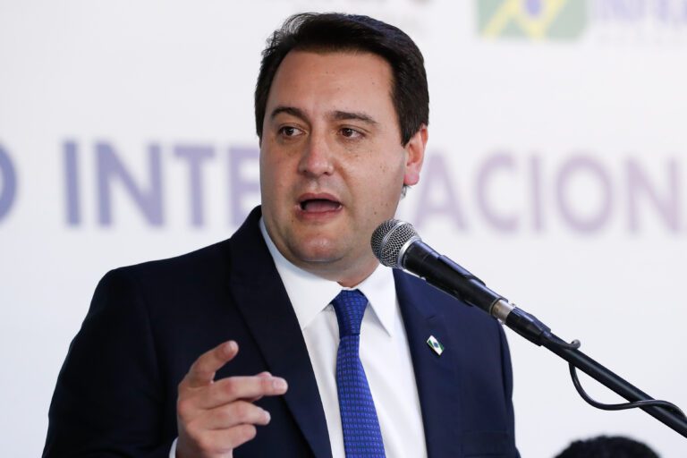 Ratinho Jr. rebate Gilmar e chama de ‘infeliz’ declaração sobre Curitiba