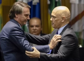 URGENTE: Moraes determina apreensão de armas e passaporte de Bolsonaro