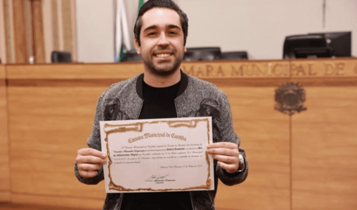 Captura de Tela 2023-05-18 às 17.51.58