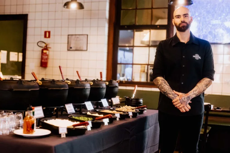 Feijoada promove explosão de sabores no Bar Nacional