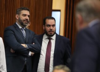 Onde há fumaça, há fogo! PL e Podemos namoram aliança para 2024 ?