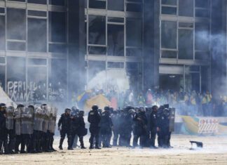 Bolsonaristas farão mobilização em Curitiba pelos presos do 8/1