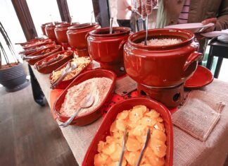 Santa Marta bar promove feijoada solidária em prol do Projeto Médicos de Rua Curitiba – Por O ESTAGIÁRIO