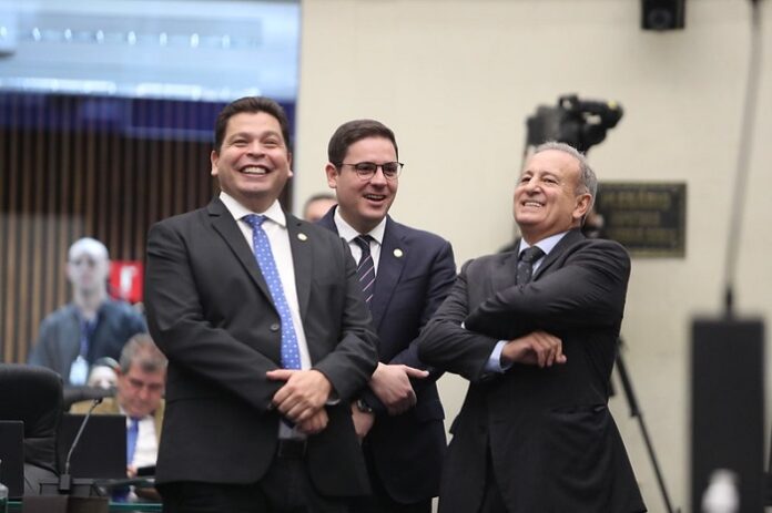 Gugu-Bueno-Matheus-Vermelho-e-Moacyr-Fadel