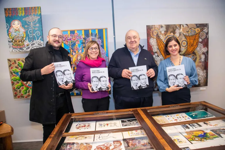 Lançamento de livro sobre Irmãos Rebouças lota nova sede do Solar do Rosário