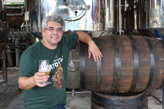 Samuel Cavalcanti e barricas de guarda - foto Cauby Ross