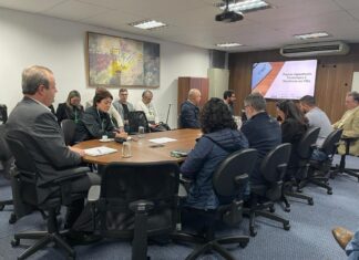 Projeto no Paraná vai oferecer três mil vagas em treinamento gratuito na área de TI