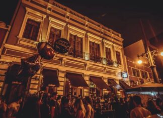 Conheça o Hotel 418 Curitiba: ponto de encontro para quem busca diversão na cidade!