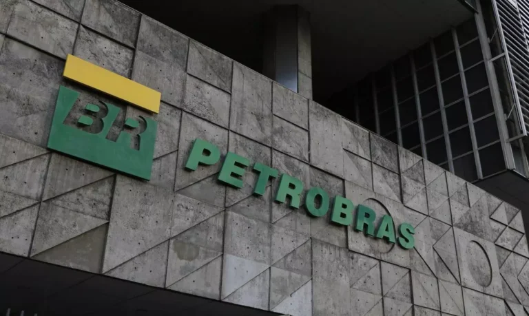 Confronto entre ministros de Lula deve barra exploração de petróleo na foz do Amazonas