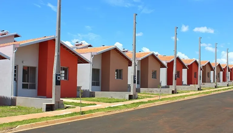 Câmara aprova MP que recria o programa Minha Casa Minha Vida; texto vai ao Senado