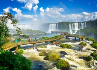 Turismo do Paraná cresce 13,7% no primeiro quadrimestre, segundo maior avanço no País