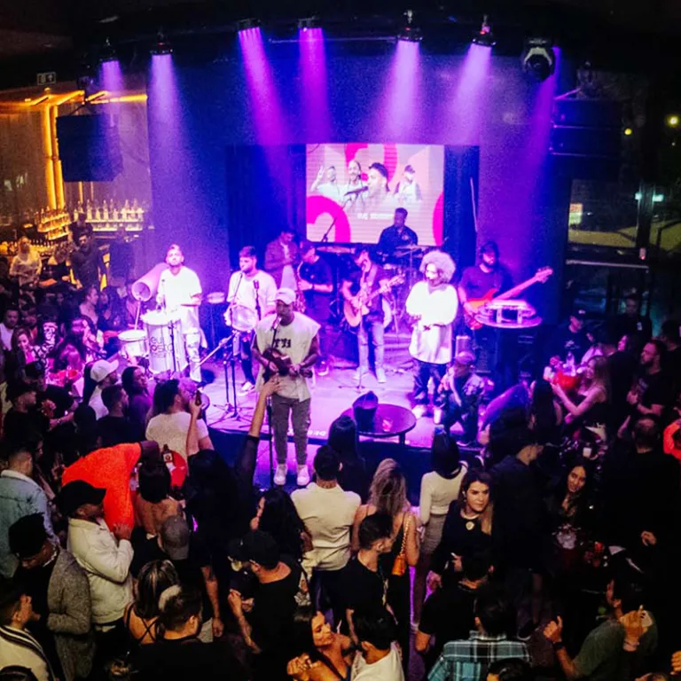 Noites sertanejas em destaque no Santa Marta