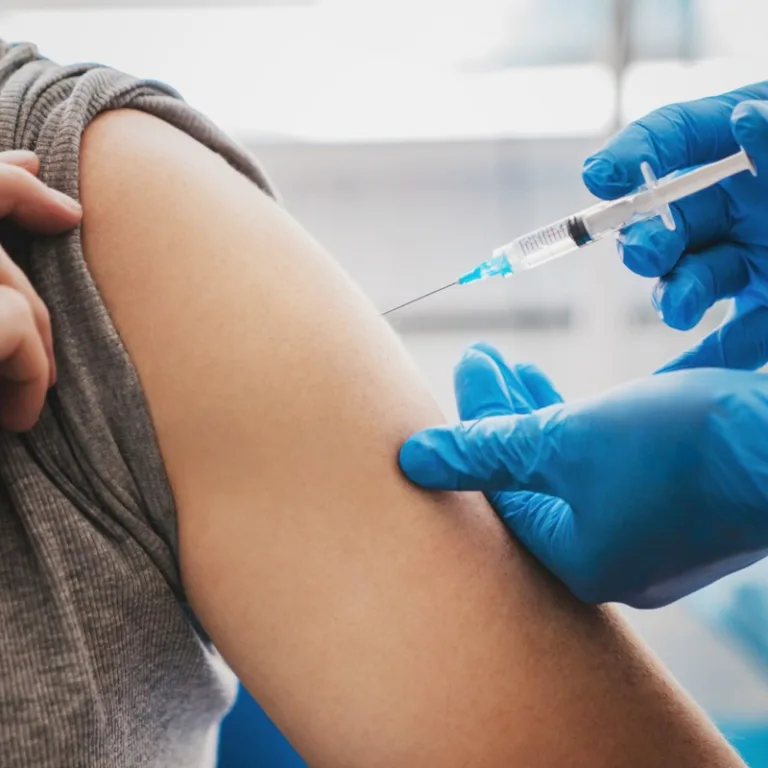 Campanha de Imunização: laboratório em Maringá realiza “Dia V” neste sábado