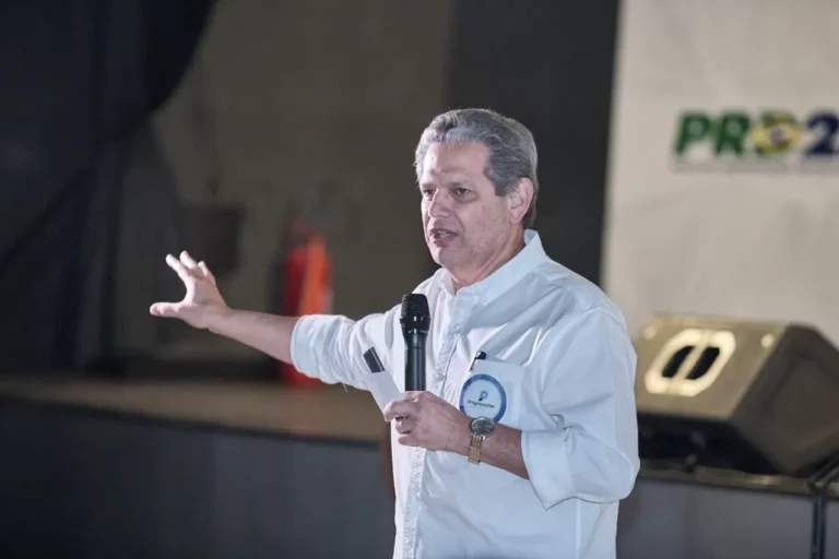 Pesquisa aponta que Silvio Barros venceria com 58,6% em Maringá