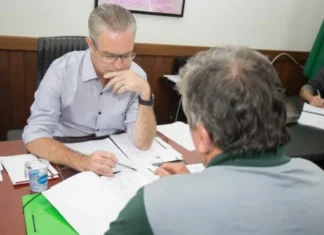 Em clima de despedida, ulisses maia realiza nesta segunda-feira o último gabinete aberto