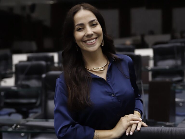 Thay Menegazze será a Procuradora da Mulher de Sarandi e reforça combate à violência