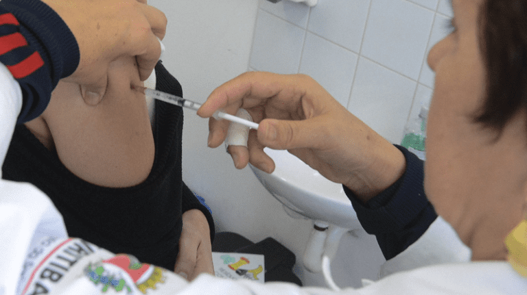 Paraná ultrapassa 2 milhões de vacinas contra a gripe aplicadas