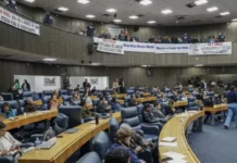 São Paulo Pode Regularizar Mototáxis por Aplicativo: Base de Nunes Abre Debate