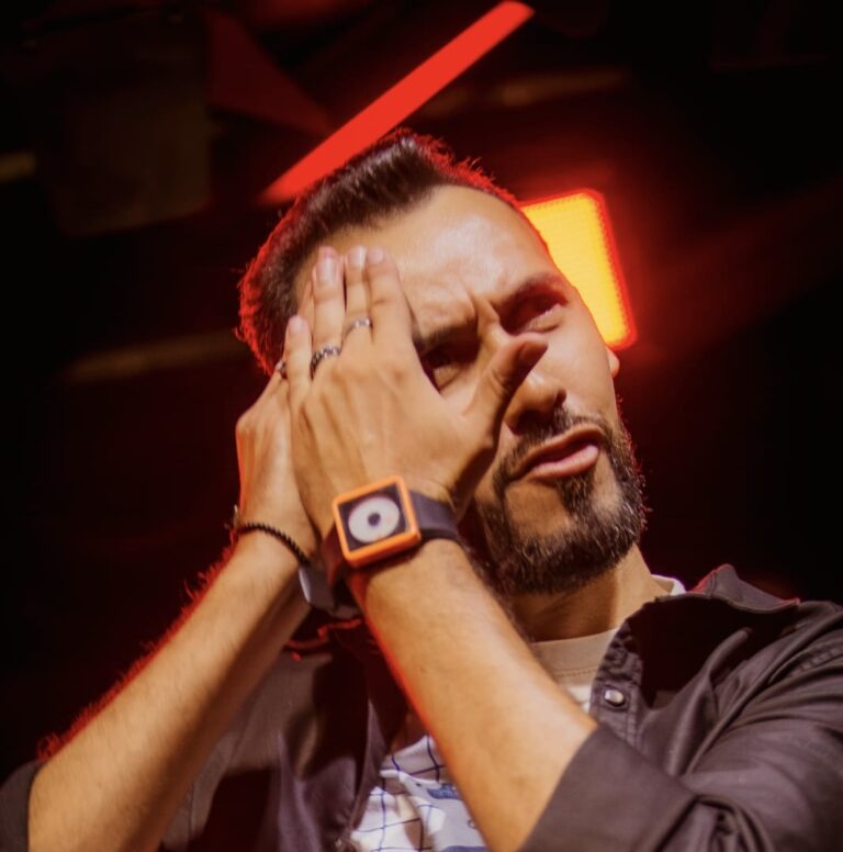 DJ Bezee é destaque na Expoingá 2025 com show nesta sexta-feira (16)